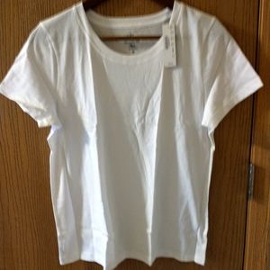 J. Crew white Essential Tee, size Medium NWT